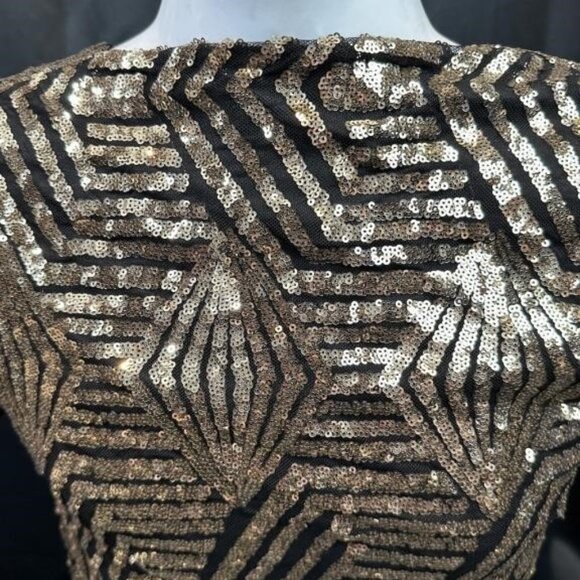 **Missguided** Sequin Formal Dress Size 2 - Picture 5 of 11